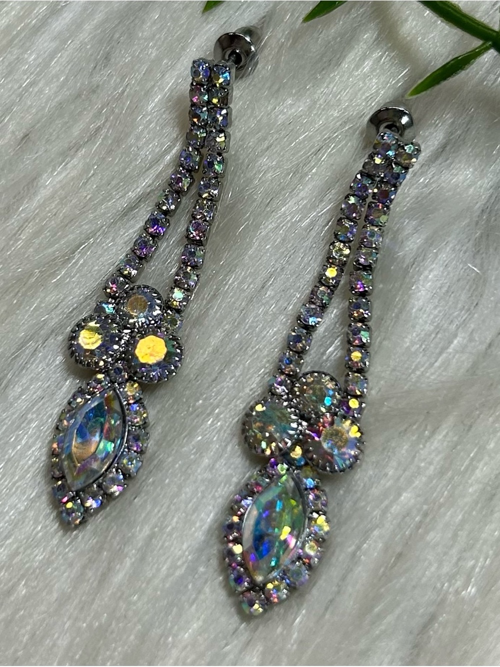 Vintage Aurora Crystal Drop silver tone Earrings